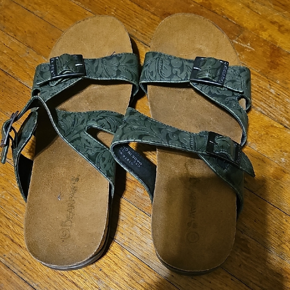 BearPaw Olive Sandals with Buckles